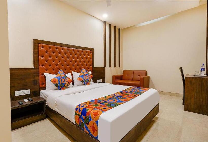 اتاق لوکس, Fabhotel Vertigo Suites   Nr Bkc