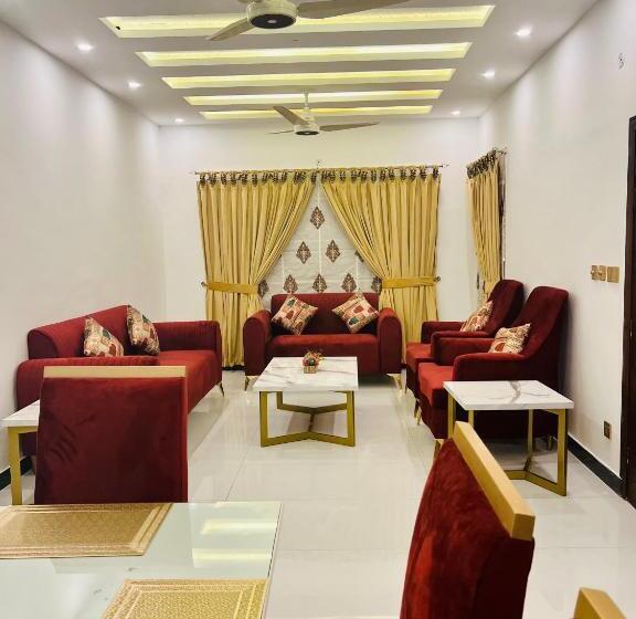 Deluxe Suite King Bed, The Gateway Islamabad