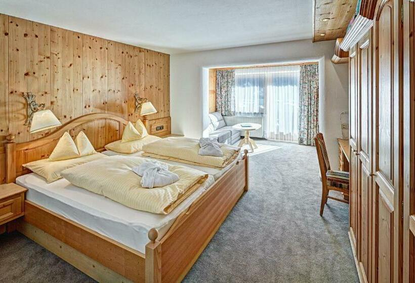 اتاق استاندارد با بالکن, Chalet Bellevue