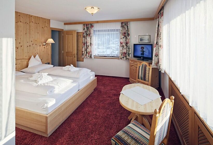 سوییت با چشم‌انداز کوه, Chalet Bellevue