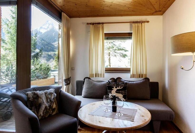 Superior Room with Terrace, Aktiv & Spa Hotel Alpenrose