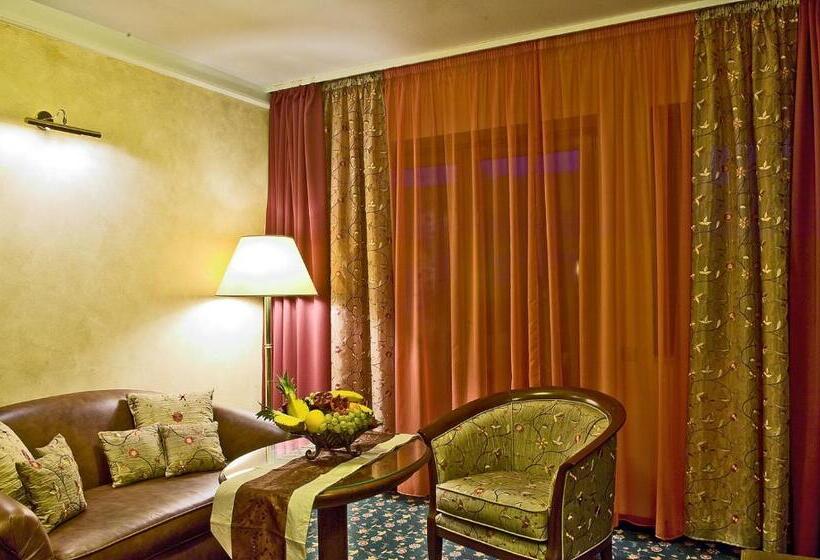 سوییت سوپریور, Amira Boutique Hotel Hévíz Wellness & Spa