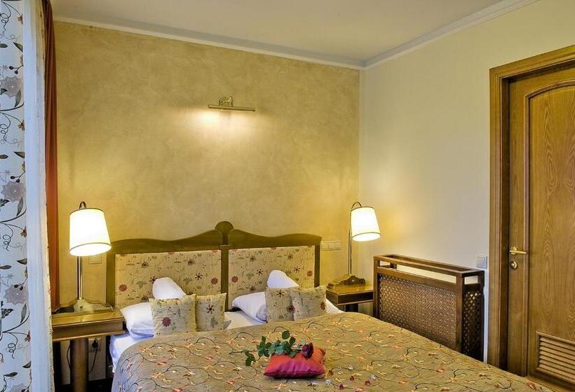 سوییت سوپریور, Amira Boutique Hotel Hévíz Wellness & Spa