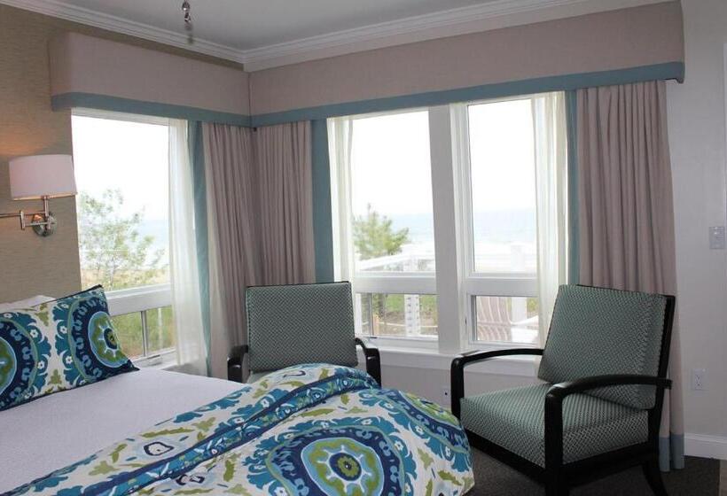 سوییت لوکس, Alouette Beach Resort