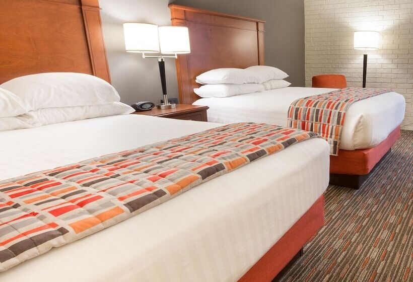 Quarto Deluxe, Drury Inn & Suites Joplin