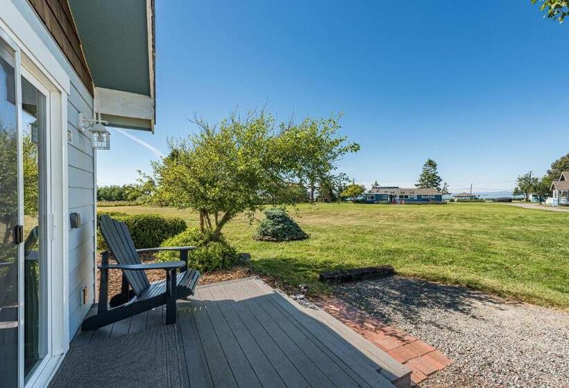 اتاق استاندارد با تخت بزرگ, Juan De Fuca Cottages