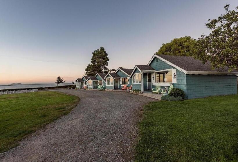 بانگلوی لوکس, Juan De Fuca Cottages