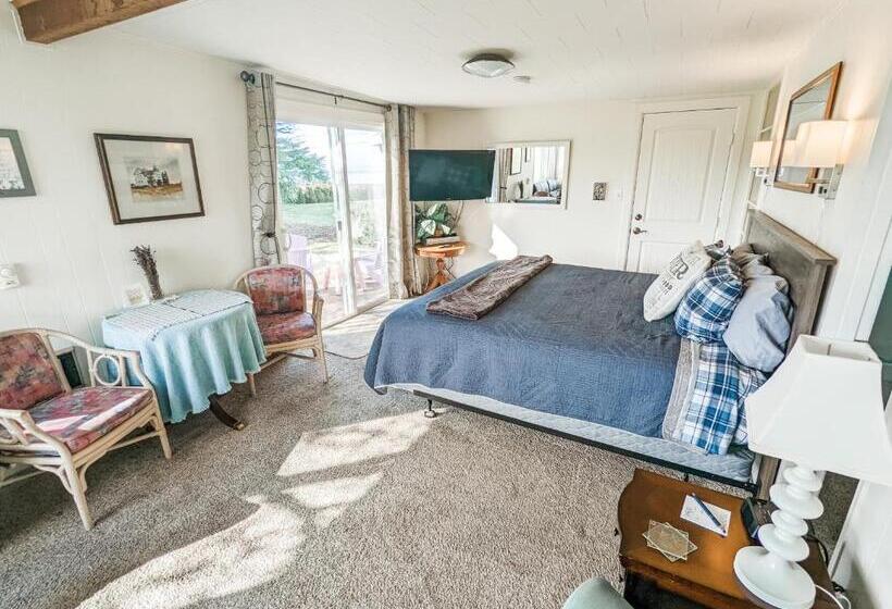 Standardzimmer Kingsize Bett, Juan De Fuca Cottages