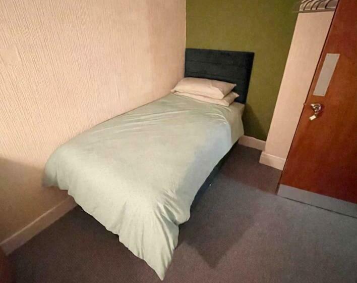 اتاق استاندارد یک تخته با سرویس بهداشتی مشترک, Kirkstead Guesthouse, Pet Friendly Rooms Available, Everyone Welcome