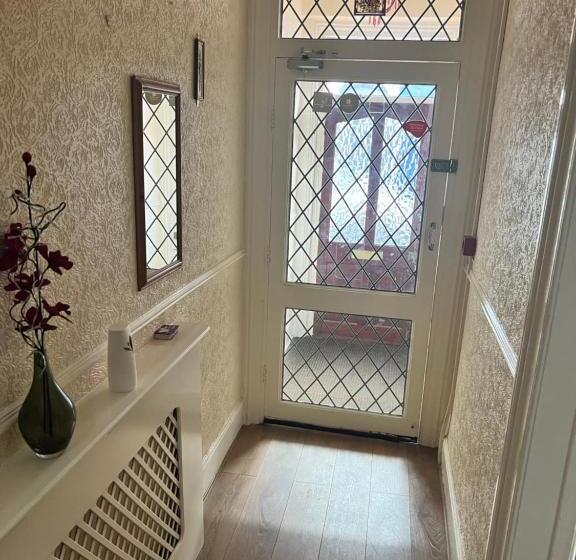 اتاق عادی, Kirkstead Guesthouse, Pet Friendly Rooms Available, Everyone Welcome