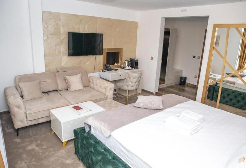 اتاق لوکس سه تخته, Ideal Deluxe