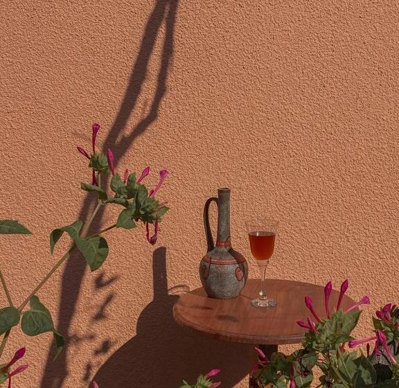 اتاق کلاسیک چهارنفره, Matua Guest House