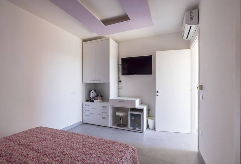 اتاق استاندارد, Le Rondinelle Rooms