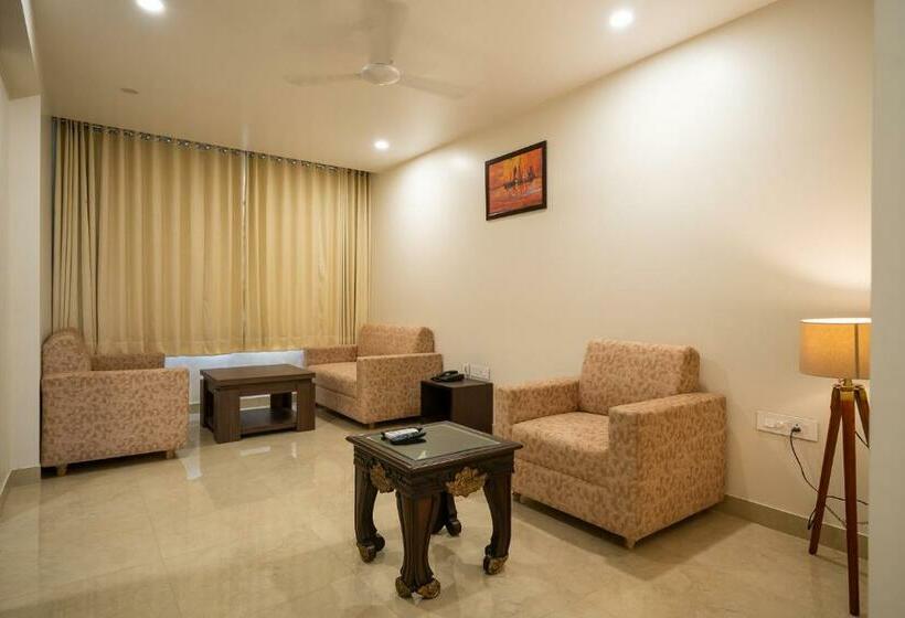 سوییت خانوادگی, Sheerha Royal Residency