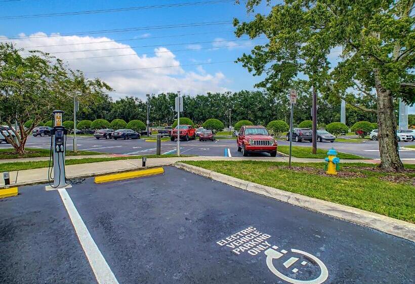 آپارتمان 1 خوابه با چشم‌انداز استخر, Pet Friendly In Orlando Area Near Disney