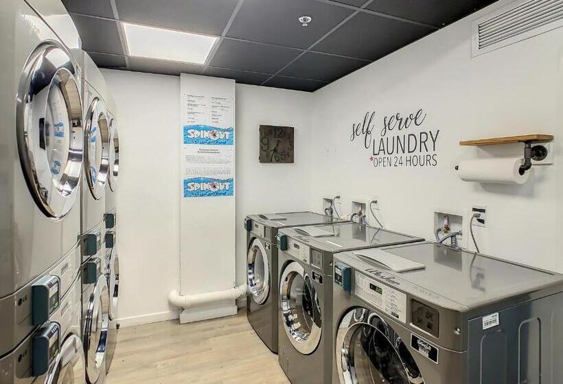 آپارتمان 1 خوابه با چشم‌انداز استخر, Pet Friendly In Orlando Area Near Disney