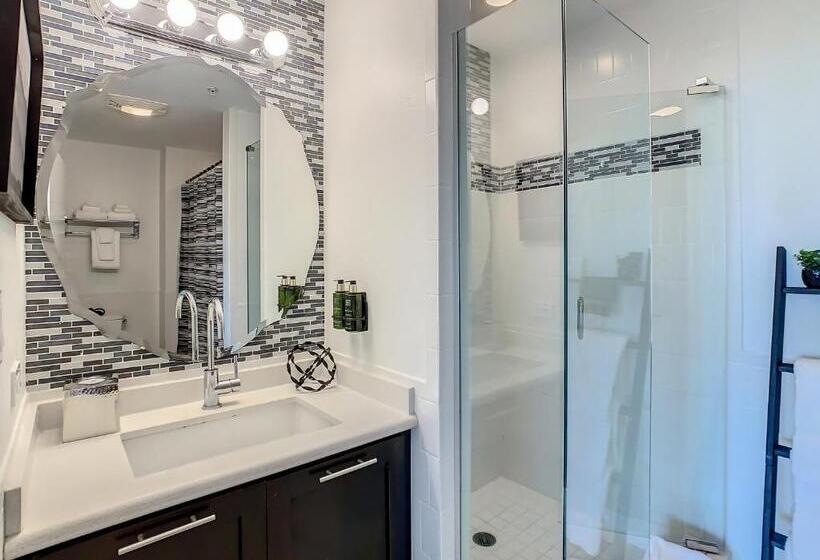 آپارتمان 1 خوابه با چشم‌انداز استخر, Pet Friendly In Orlando Area Near Disney