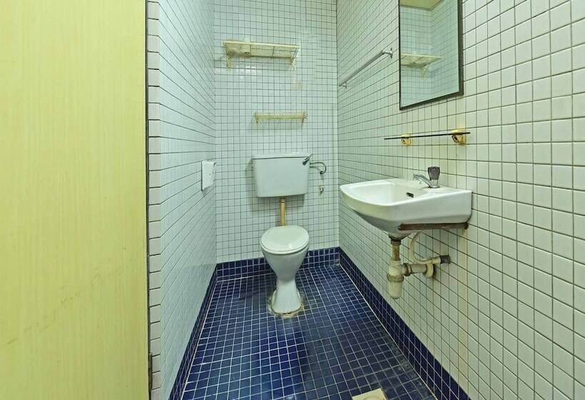 اتاق لوکس, Oyo 90599 Villa De Rose
