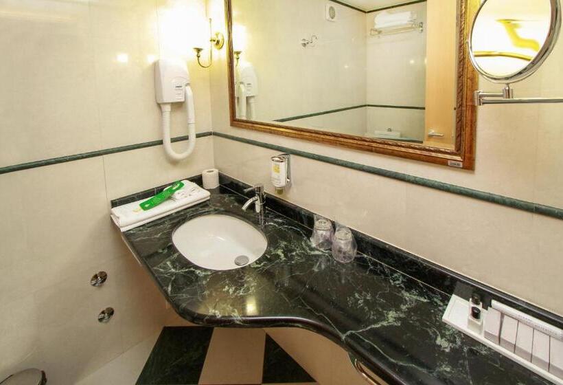 اتاق استاندارد با بالکن, A Hoteli   Hotel Izvor