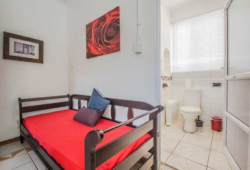 اتاق استاندارد, Honeypot Guest House