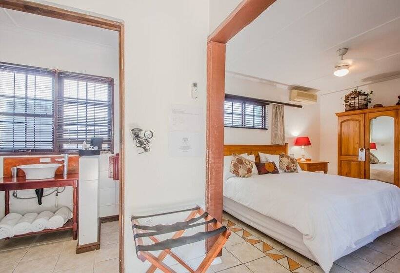 اتاق استاندارد, Honeypot Guest House