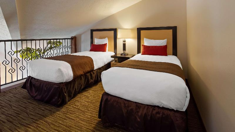 سوییت, Best Western Plus Landmark