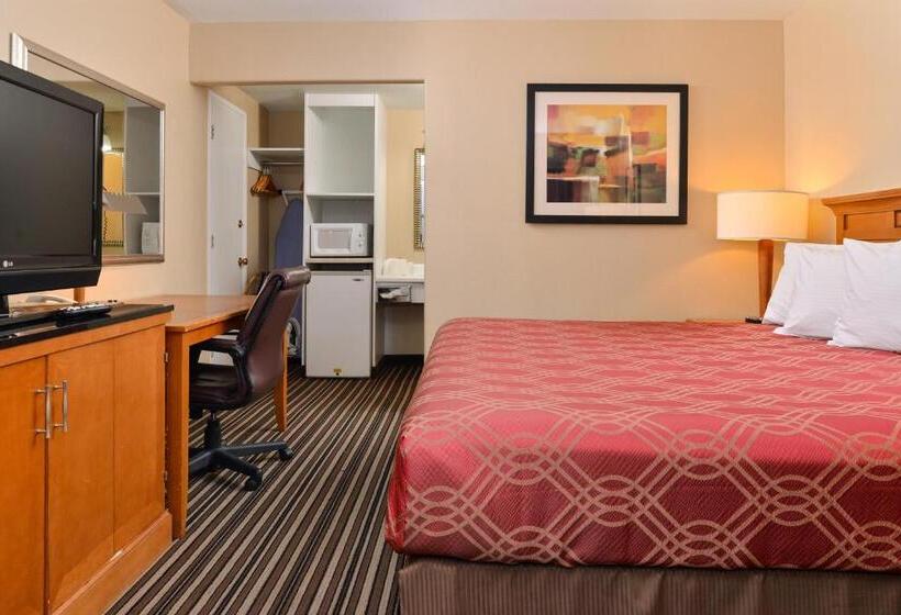 غرفة قياسية سرير كينج, Econo Lodge