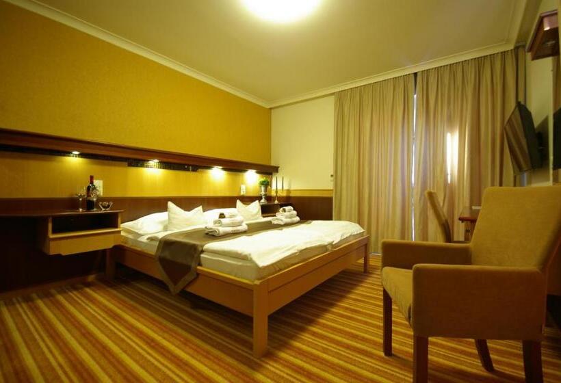 Standard Room, Xavin Wellness Hotel & Restaurant