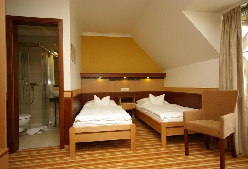 Standard Single Room, Xavin Wellness Hotel & Restaurant