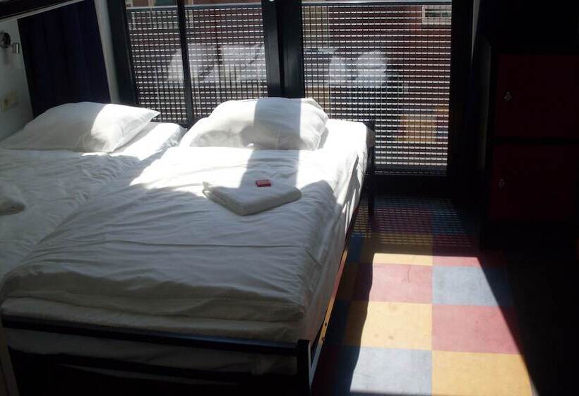 اتاق استاندارد, Bud Gett Hostels