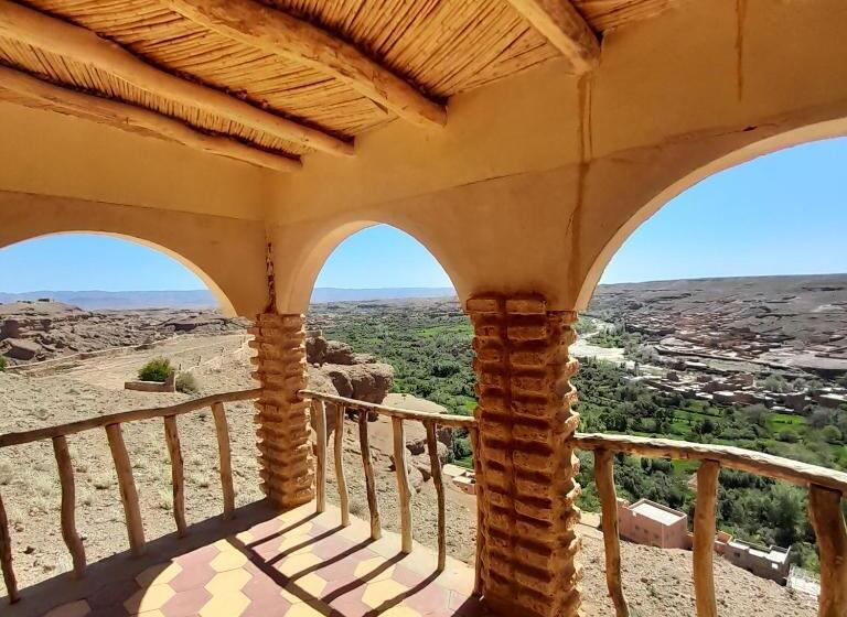 سوئیت کلاسیک, Dar Timitar