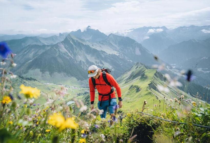 آپارتمان 2 خوابه با بالکن, Garni Alpina