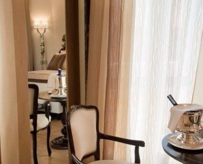 اتاق لوکس سه تخته, Grand Hotel Da Vinci