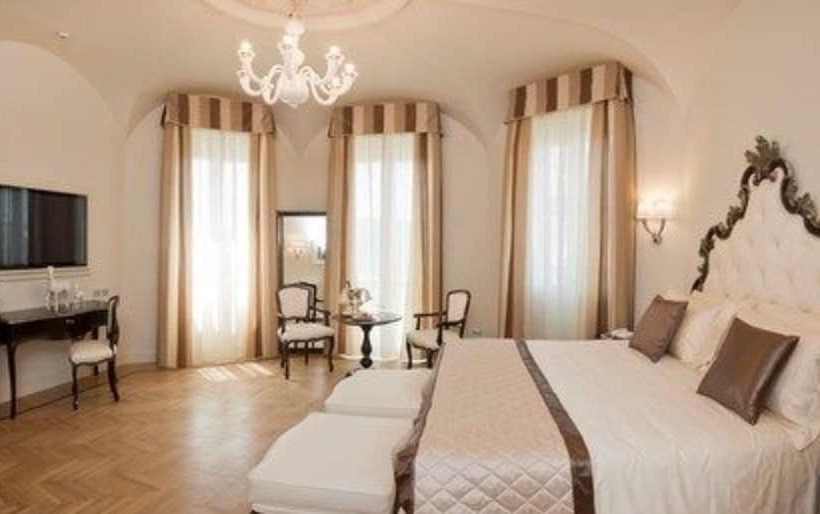 اتاق لوکس سه تخته, Grand Hotel Da Vinci