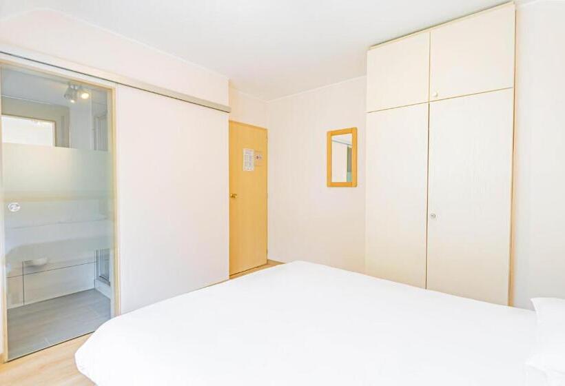 Standard Room, Le Postillon