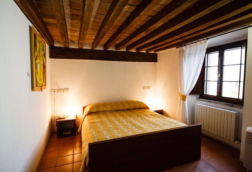 اتاق استاندارد, Relais Fontevivo