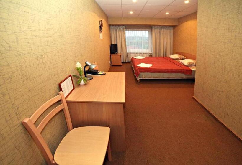 Economy Zimmer, Zemgale