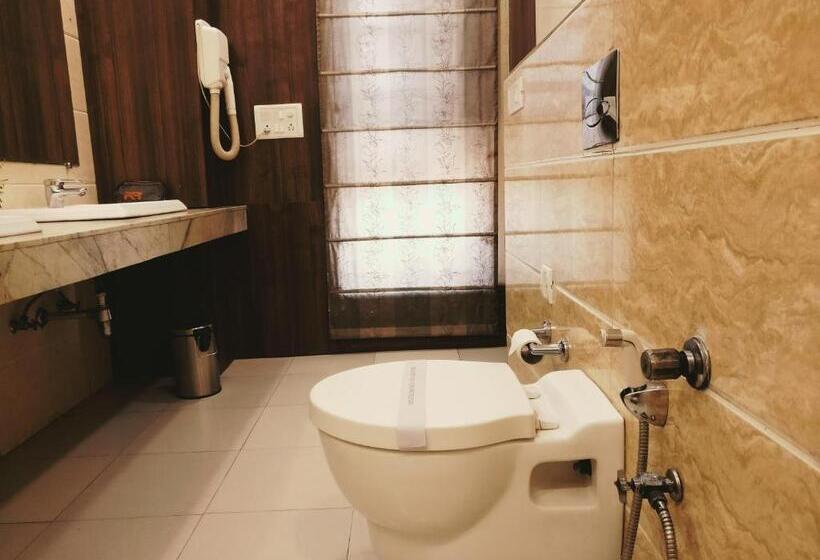 اتاق استاندارد با تخت بزرگ, Pk Residency
