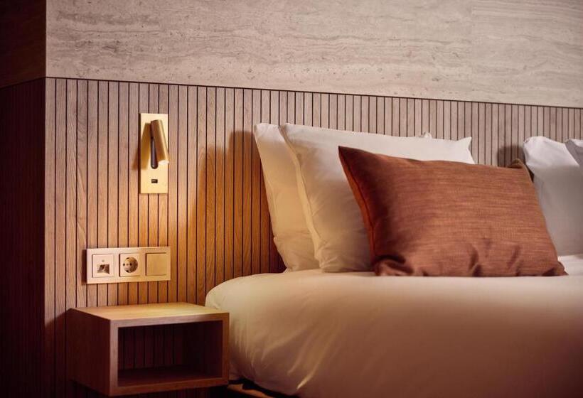 سوییت جونیور, Van Der Valk Hotel Arnhem