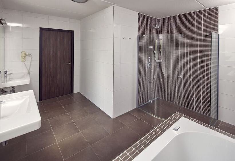 سوییت جونیور, Van Der Valk Hotel Arnhem