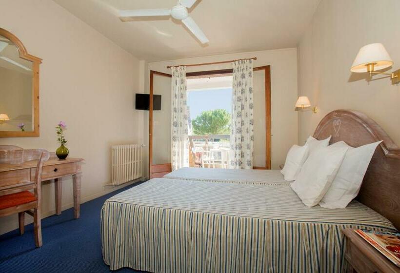 اتاق استاندارد با بالکن, Vacances Bleues Hôtel Castel Luberon