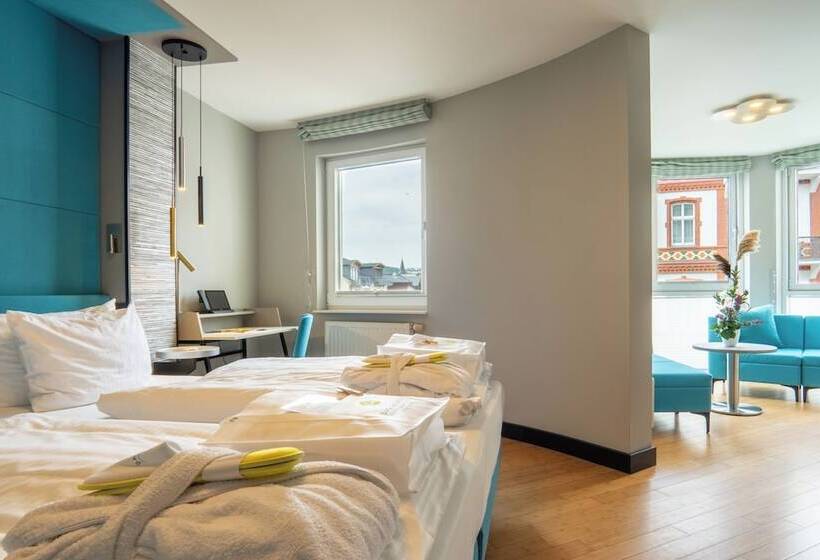 اتاق اساندارد با چشم‌انداز جانبی به دریا, Das Ahlbeck Hotel & Spa