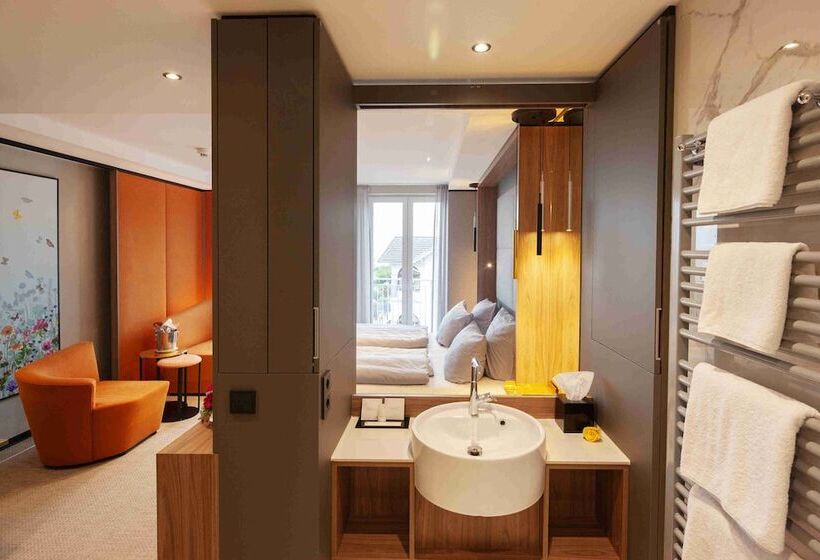اتاق استاندارد با چشم‌انداز دریا, Das Ahlbeck Hotel & Spa