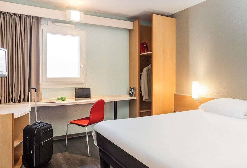 Chambre Supérieure, Ibis Thonon Centre