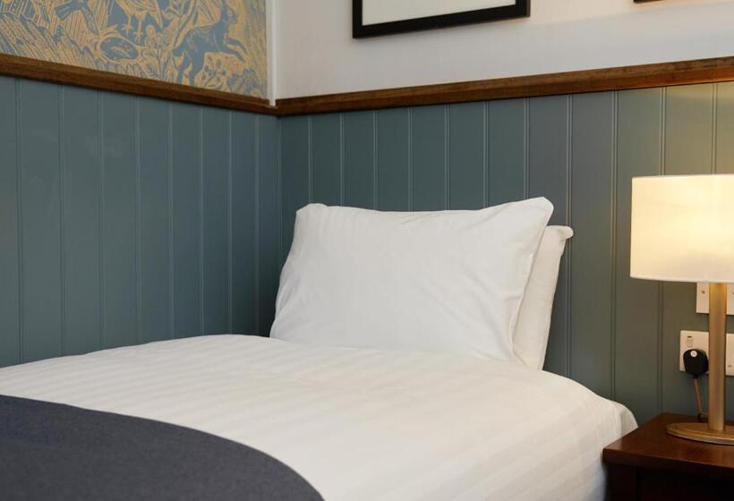 Standard Single Room, Kings Head By Chef & Brewer Collection