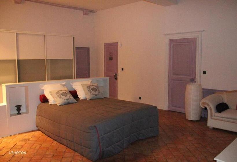 اتاق پرستیژ, Logis Hôtel Le Relais Louis Xi