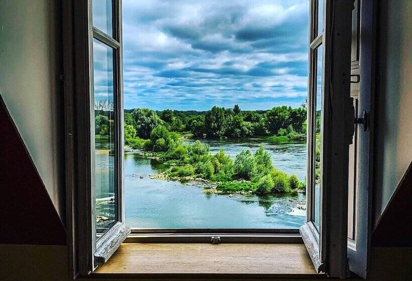 اتاق سوپریور, Logis Hôtel Le Relais Louis Xi