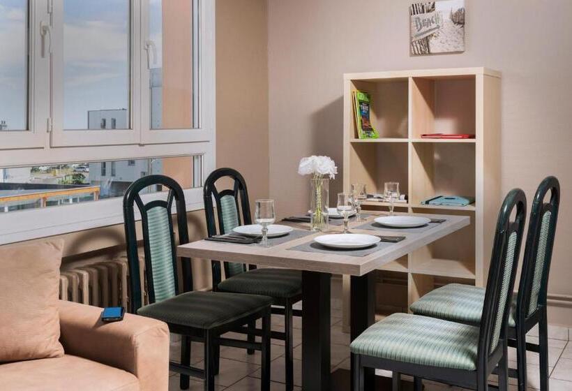 استودیوی استاندارد, Regina & Spa