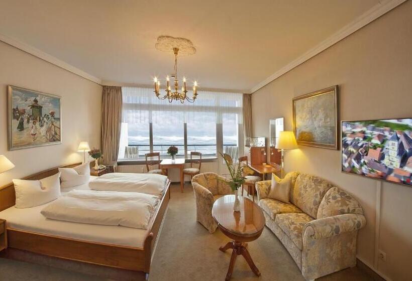 اتاق استاندارد با بالکن و چشم‌انداز دریا, Strandhotel Monbijou Gmbh Garni