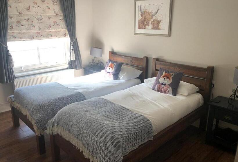 اتاق خانوادگی, The Swan Hotel, Alresford